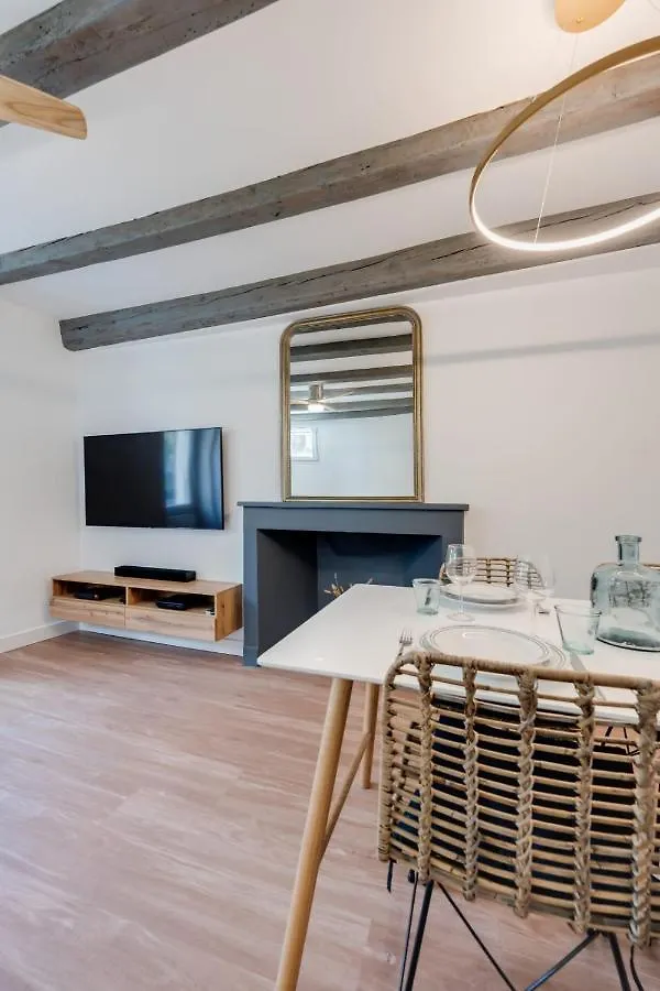 L'Escale Bleue - Apartment For 2 To 4 People In The Heart Of Annecy France