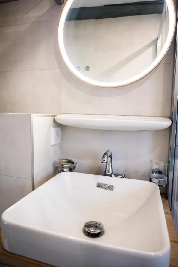 L'Escale Bleue - Apartment For 2 To 4 People In The Heart Of Annecy